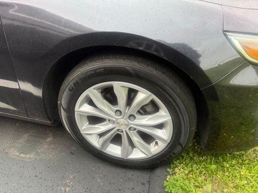 Dark Ash Metallic 2023 Chevrolet Malibu FWD 1LT