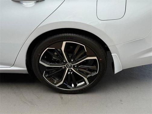 2023 Nissan Altima SR FWD