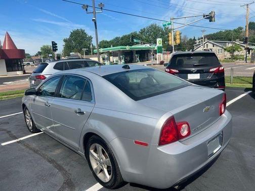 Silver Ice Metallic 2012 Chevrolet Malibu 2LT