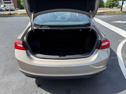 Mineral Gray Metallic 2023 Chevrolet Malibu FWD 1LT