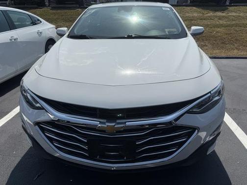 2022 Chevrolet Malibu FWD Premier