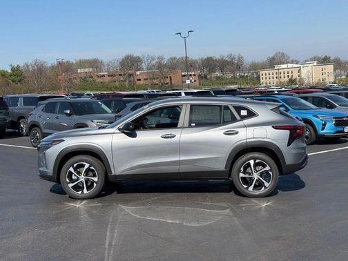 2026 Chevrolet Trax FWD 1RS