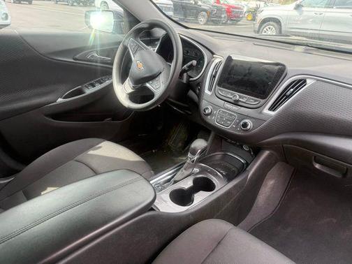 Dark Ash Metallic 2023 Chevrolet Malibu FWD 1LT