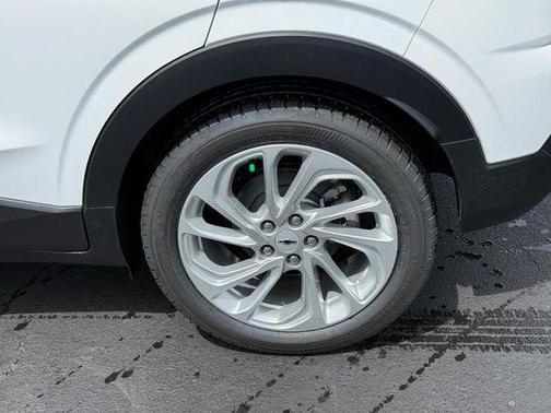 Summit White 2027 Chevrolet Bolt LT FWD