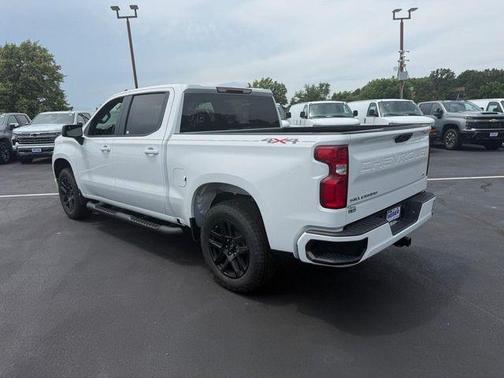 Summit White 2026 Chevrolet Silverado 1500 RST
