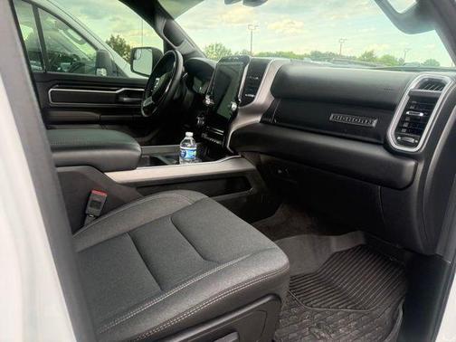 Bright White Clearcoat 2023 RAM 1500 Big Horn/Lone Star