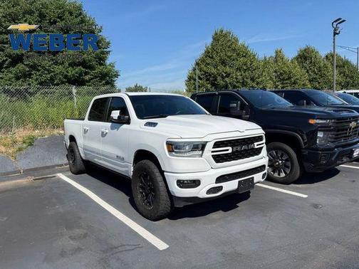 Bright White Clearcoat 2023 RAM 1500 Big Horn/Lone Star
