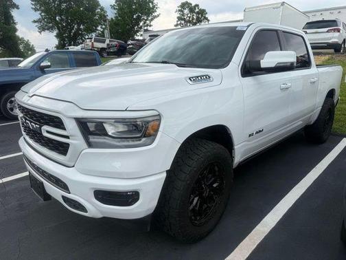 Bright White Clearcoat 2023 RAM 1500 Big Horn/Lone Star