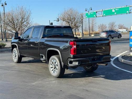 2022 Chevrolet Silverado 2500 Custom