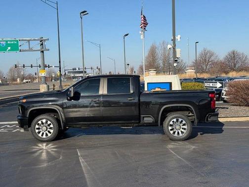 2022 Chevrolet Silverado 2500 Custom