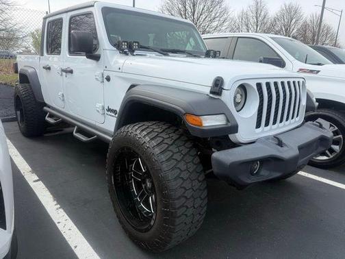 Bright White Clearcoat 2020 Jeep Gladiator Sport S