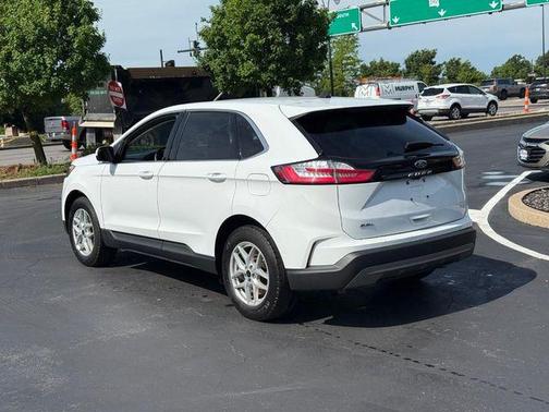 Oxford White 2024 Ford Edge SEL