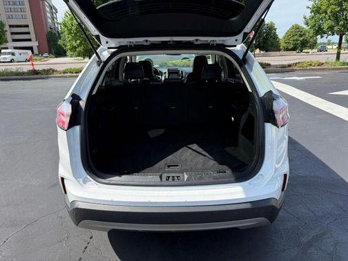 Oxford White 2024 Ford Edge SEL
