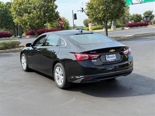 2022 Chevrolet Malibu FWD LT