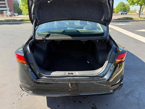 Super Black Clearcoat 2025 Nissan Altima 2.5 SV