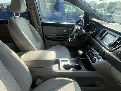 2020 Kia Sedona LX