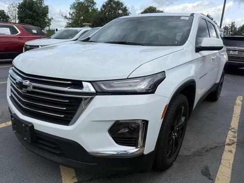 2022 Chevrolet Traverse LT Leather