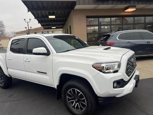 2020 Toyota Tacoma TRD Sport