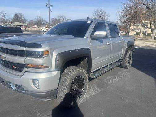2017 Chevrolet Silverado 1500 2LT