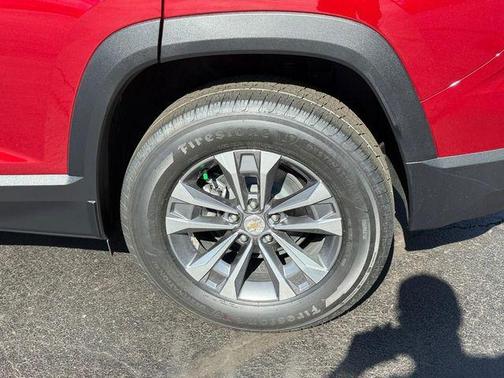 Radiant Red Tintcoat 2026 Chevrolet Equinox 1LT