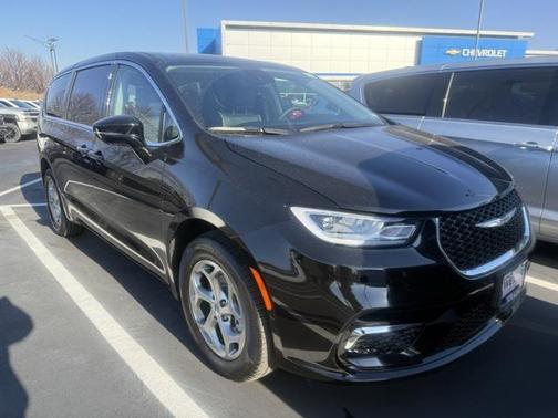 2024 Chrysler Pacifica Limited