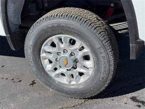2025 Chevrolet Silverado 3500 LT