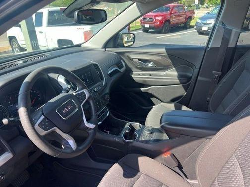 Ebony Twilight Metallic 2023 GMC Terrain SLE