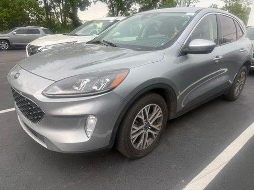 Iconic Silver Metallic 2022 Ford Escape SEL