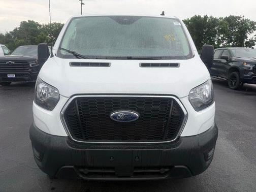 Oxford White 2025 Ford Transit-250 Base