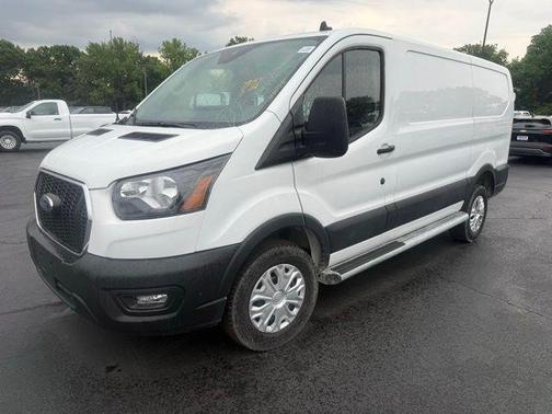 Oxford White 2025 Ford Transit-250 Base