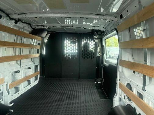 Oxford White 2025 Ford Transit-250 Base