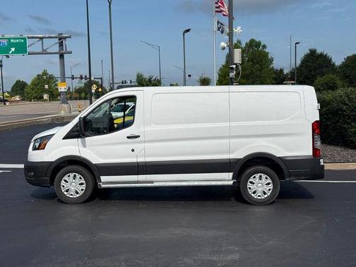 Oxford White 2025 Ford Transit-250 Base