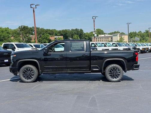 Black 2026 Chevrolet Silverado 2500 High Country