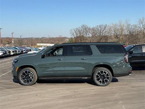 2026 Chevrolet Suburban RST