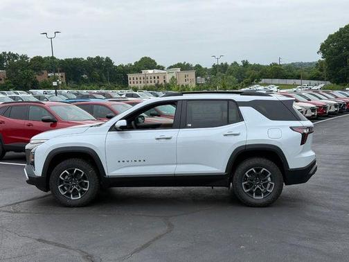 Polar White Tricoat 2026 Chevrolet Equinox FWD ACTIV
