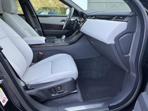 2026 Land Rover Range Rover Velar P400 Dynamic SE