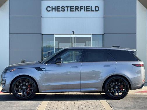 2025 Land Rover Range Rover Sport SE