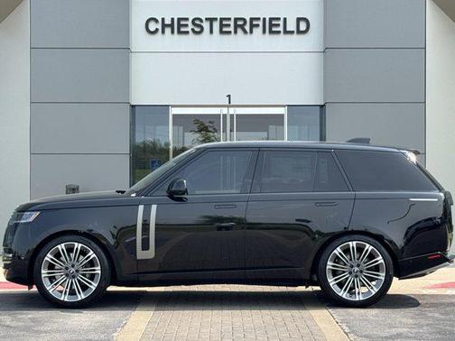 2025 Land Rover Range Rover P530 SE