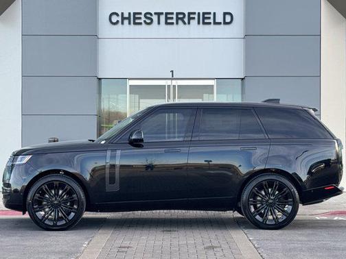 2026 Land Rover Range Rover P530 SE