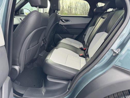 Giola Green Metallic 2026 Land Rover Range Rover Velar P250 SE R-Dynamic