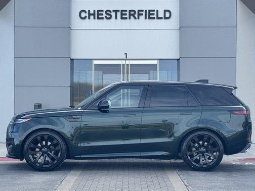 2026 Land Rover Range Rover Sport SE