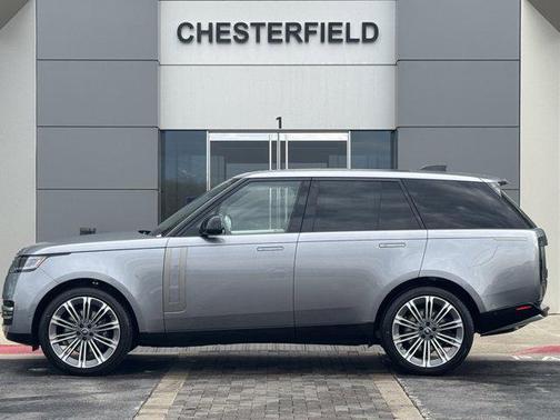 2025 Land Rover Range Rover P530 SE