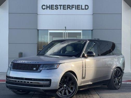 2025 Land Rover Range Rover P550e SE