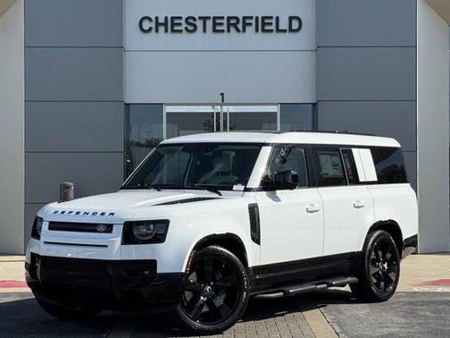 2025 Land Rover Defender 130 P400 X-Dynamic SE
