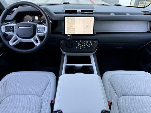 2025 Land Rover Defender S