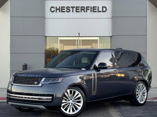 2025 Land Rover Range Rover P400 SE 7 Seat