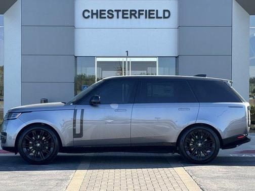 2025 Land Rover Range Rover P530 SE 7 Seat