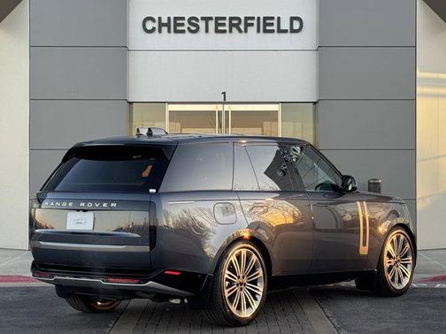 2026 Land Rover Range Rover P400 SE