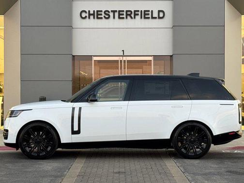 2026 Land Rover Range Rover P400 SE 7 Seat