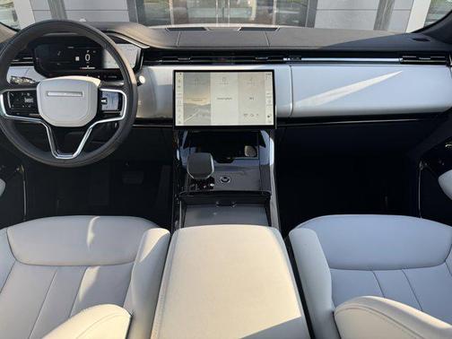 2025 Land Rover Range Rover Sport P360 S
